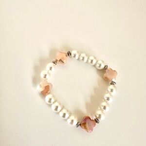 Elegant Pearl and Pink Flower Bracelet(handmade)